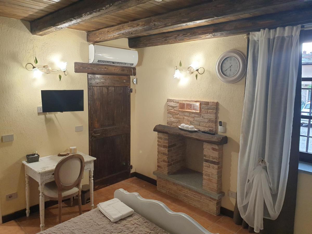 Cafe Del Peso Hotel Cavour Buitenkant foto